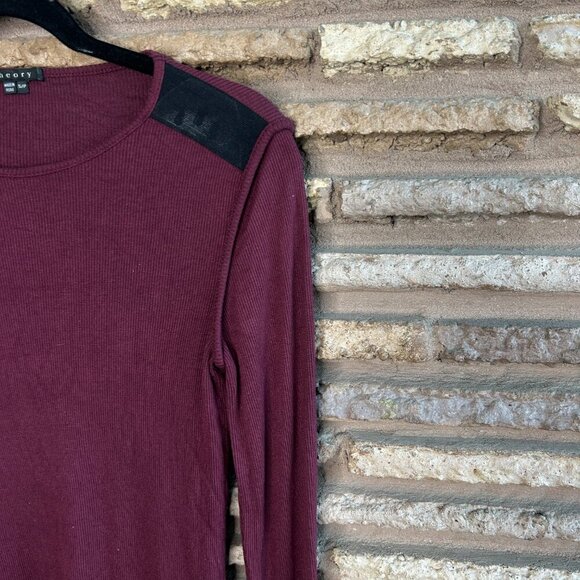 Theory Mulberry with Black Shoulders Long Sleeve T-Shirt Size Small - Picture 4 of 6